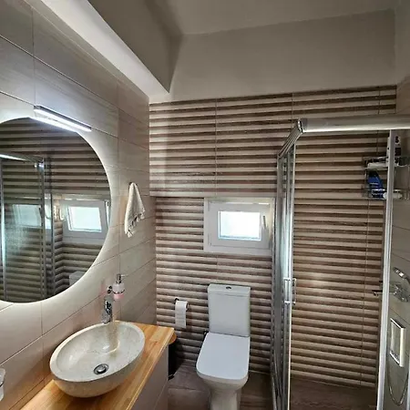 Captain's House Apartment *