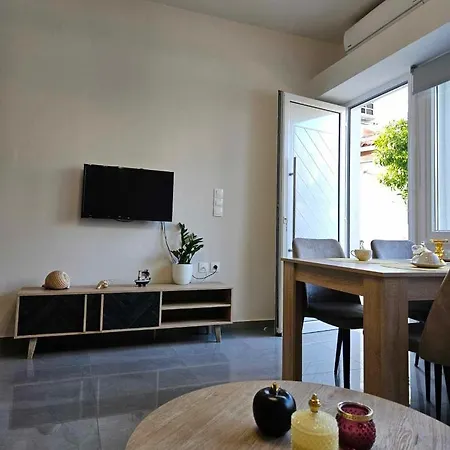 Captain's House Apartment *