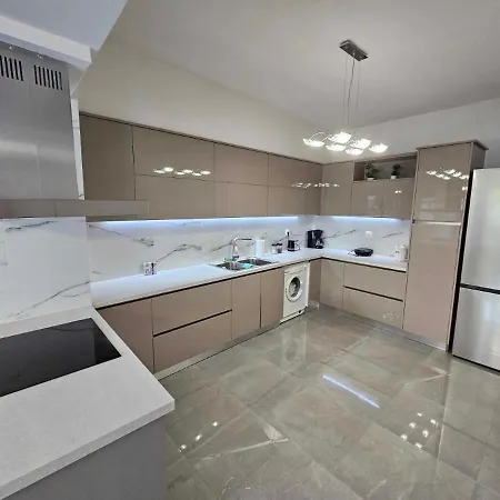 Apartment Captain's House